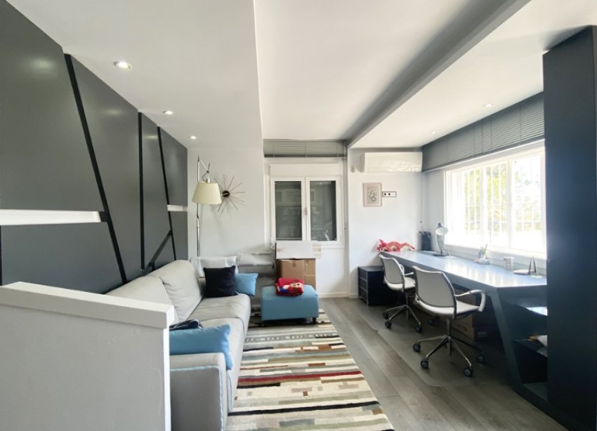 Resale - Villa - Orihuela Costa - Dehesa De Campoamor