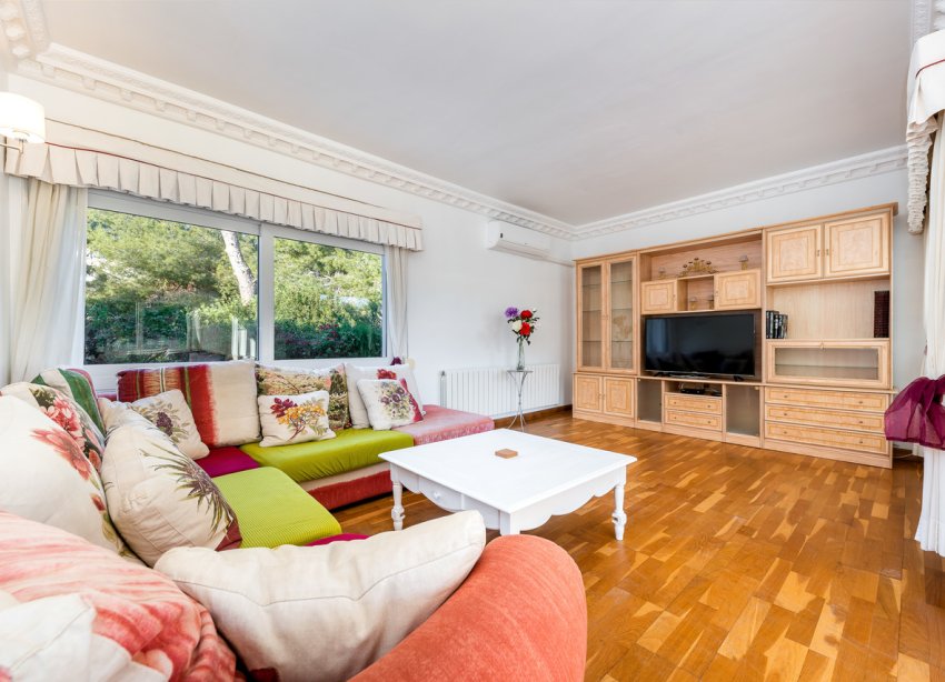 Resale - Villa - Orihuela Costa - Dehesa De Campoamor