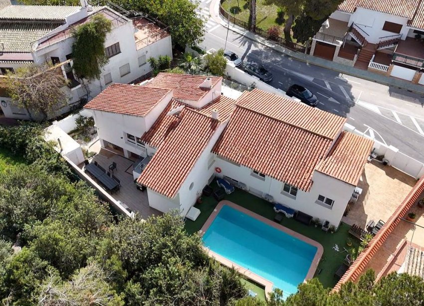 Resale - Villa - Orihuela Costa - Dehesa De Campoamor