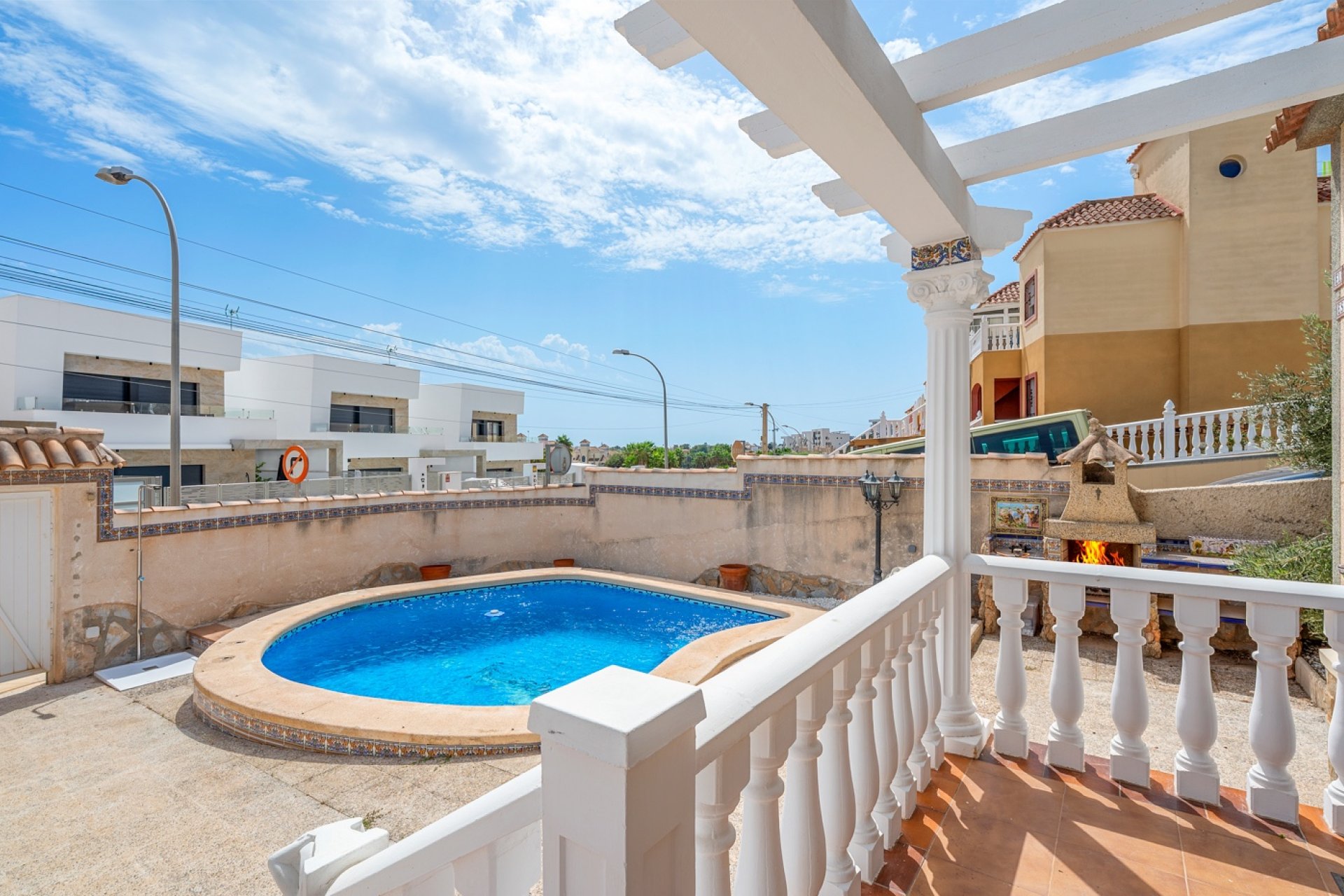 Resale - Villa - Orihuela Costa - El Galan