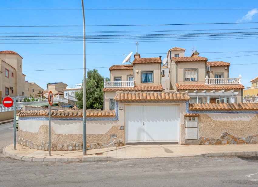 Resale - Villa - Orihuela Costa - El Galan