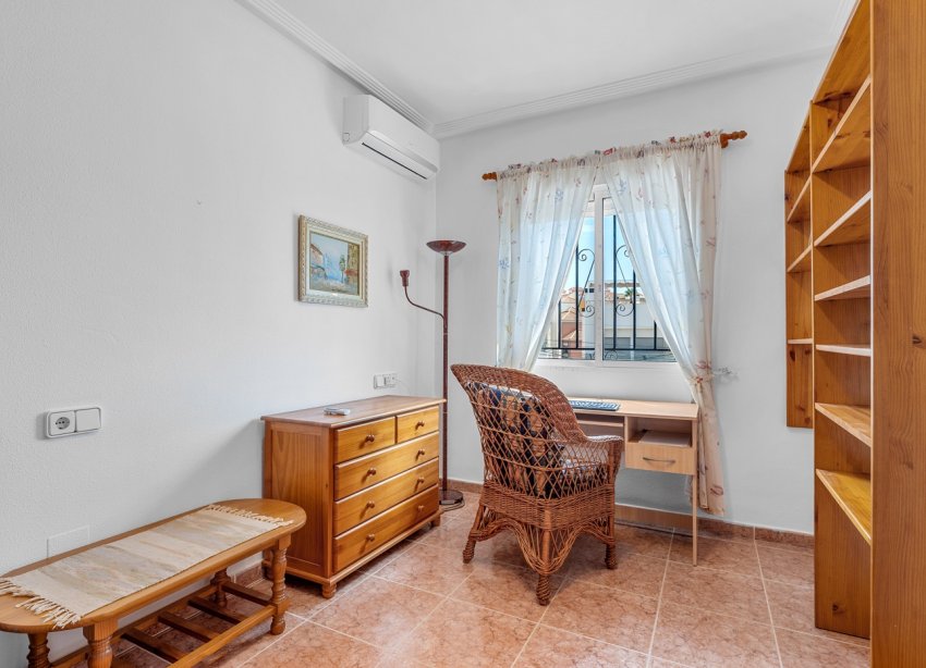 Resale - Villa - Orihuela Costa - El Galan