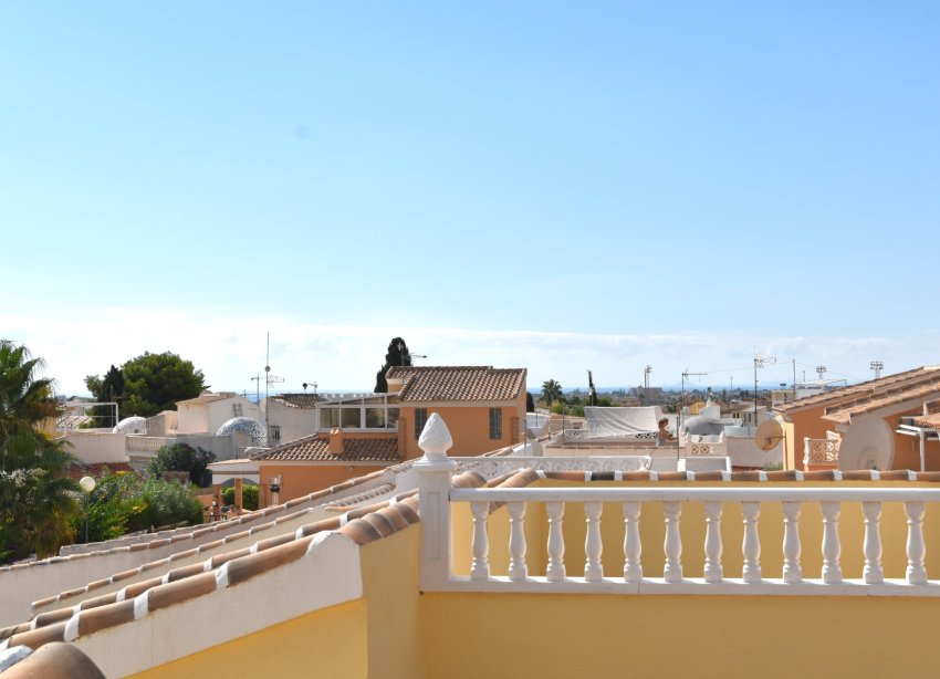 Resale - Villa - Orihuela Costa - La Florida