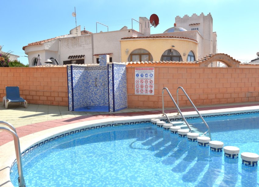 Resale - Villa - Orihuela Costa - La Florida