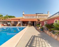 Resale - Villa - Orihuela Costa - La Regia