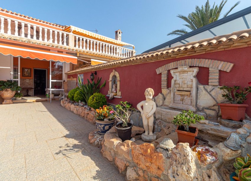 Resale - Villa - Orihuela Costa - La Regia