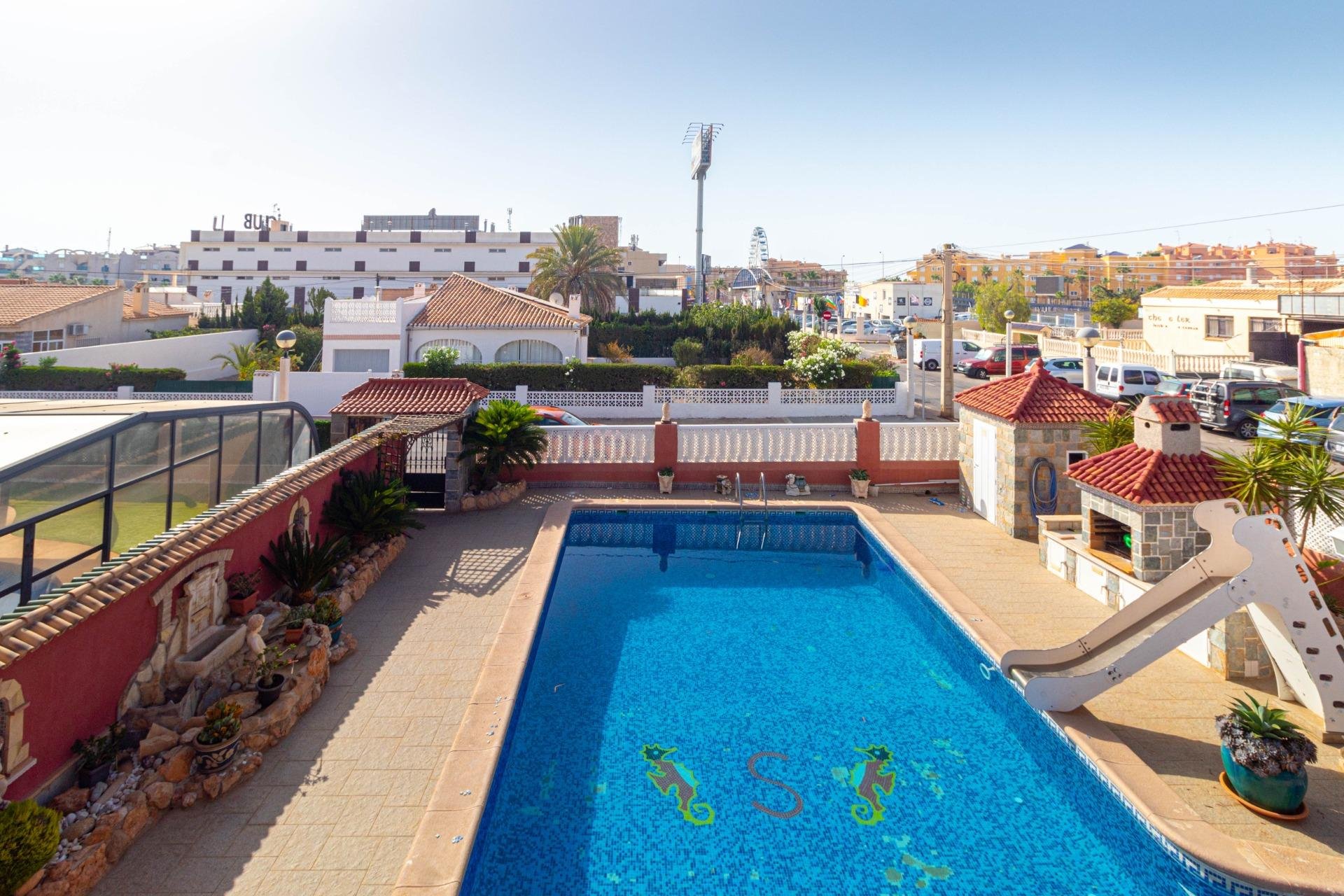 Resale - Villa - Orihuela Costa - La Regia