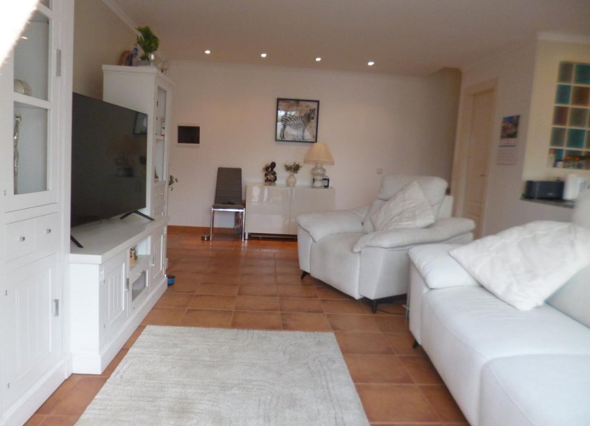 Resale - Villa - Orihuela Costa - La Zenia