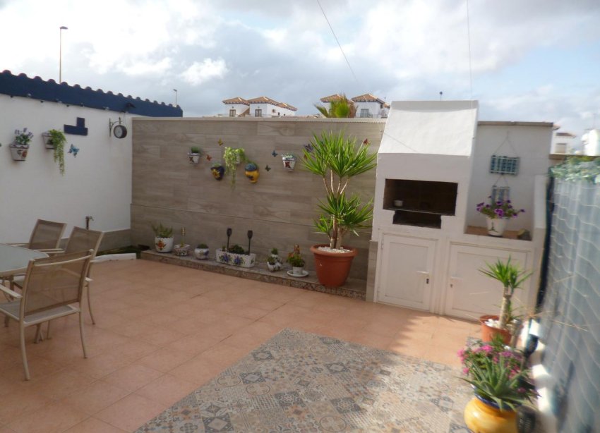 Resale - Villa - Orihuela Costa - La Zenia