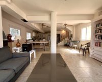 Resale - Villa - Orihuela Costa - La Zenia