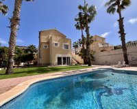 Resale - Villa - Orihuela Costa - La Zenia