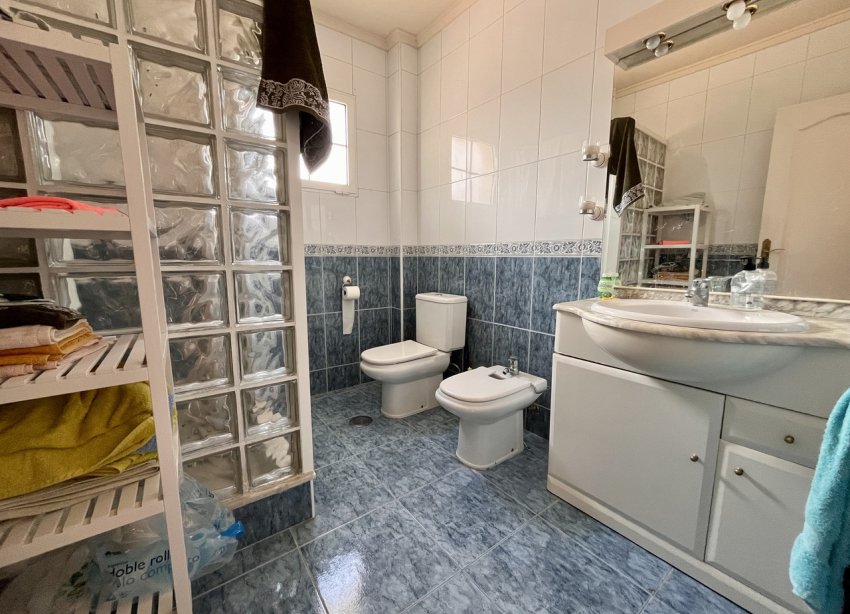 Resale - Villa - Orihuela Costa - La Zenia