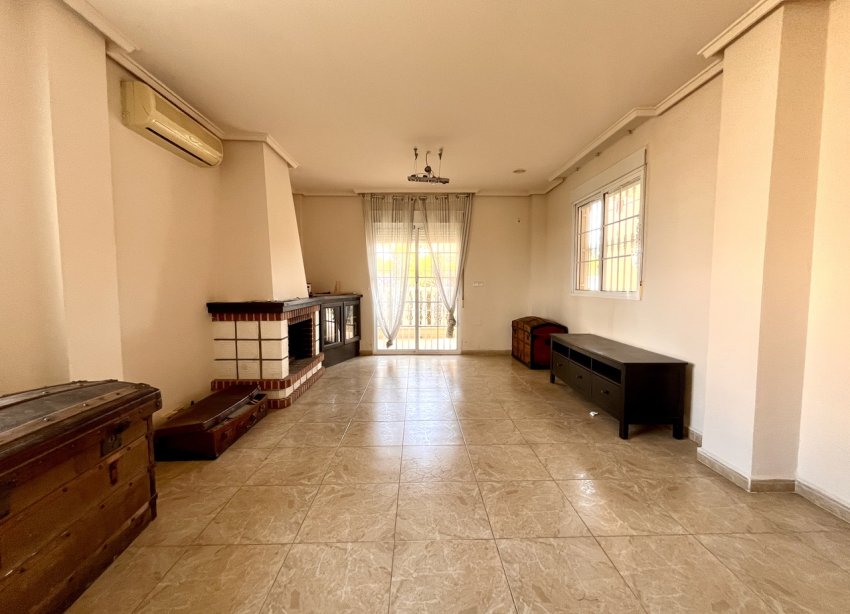 Resale - Villa - Orihuela Costa - La Zenia