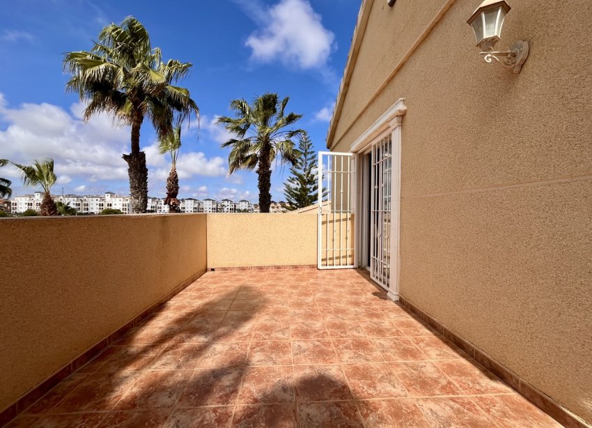 Resale - Villa - Orihuela Costa - La Zenia