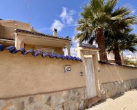 Resale - Villa - Orihuela Costa - La Zenia