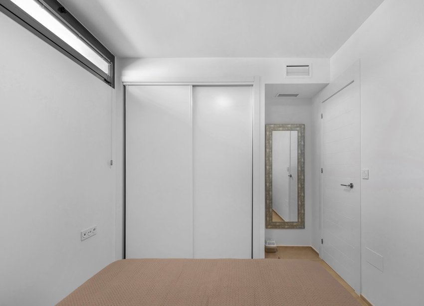 Resale - Villa - Orihuela Costa - La Zenia