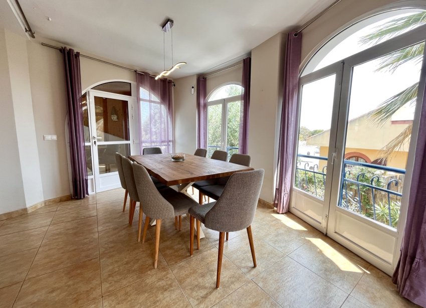 Resale - Villa - Orihuela Costa - La Zenia