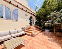 Resale - Villa - Orihuela Costa - La Zenia