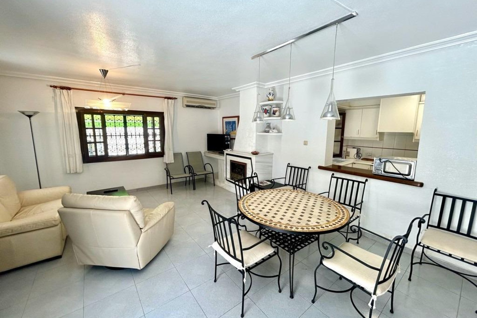 Resale - Villa - Orihuela Costa - La Zenia