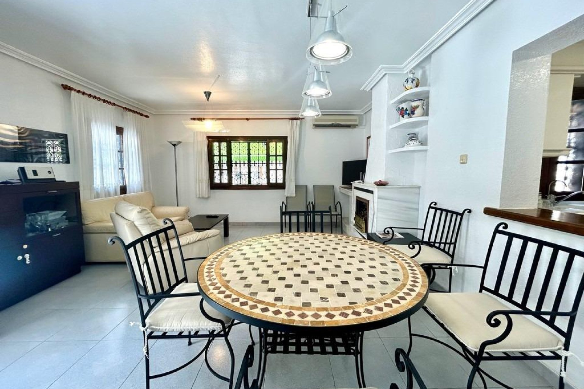 Resale - Villa - Orihuela Costa - La Zenia