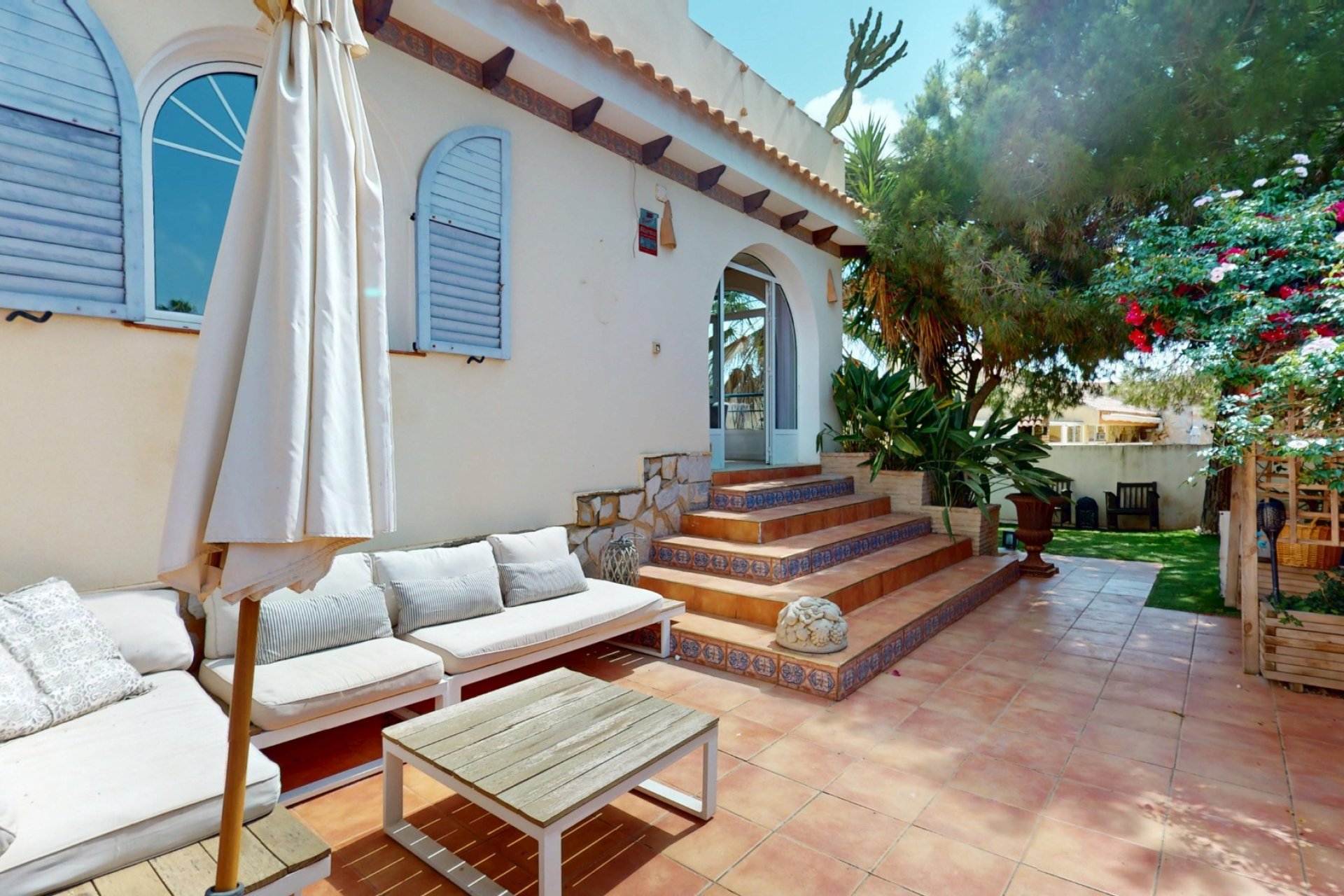 Resale - Villa - Orihuela Costa - La Zenia