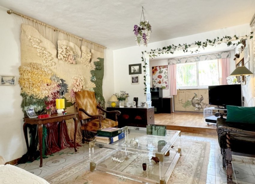 Resale - Villa - Orihuela Costa - La Zenia