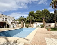 Resale - Villa - Orihuela Costa - La Zenia