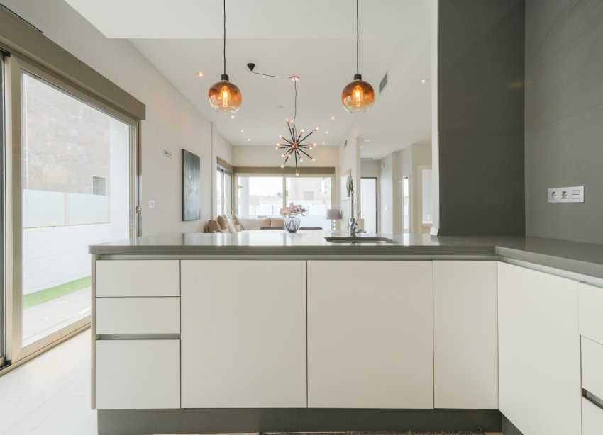 Resale - Villa - Orihuela Costa - La Zenia