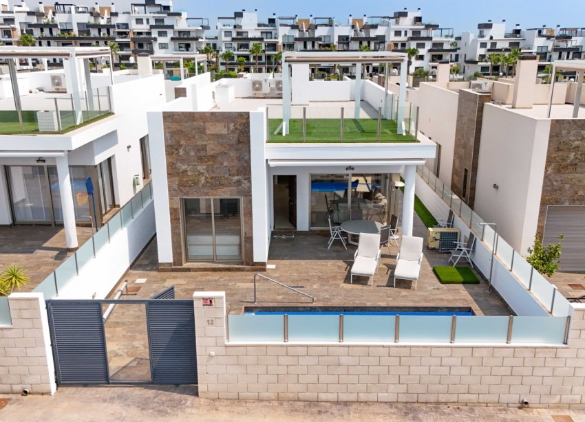 Resale - Villa - Orihuela Costa - La Zenia