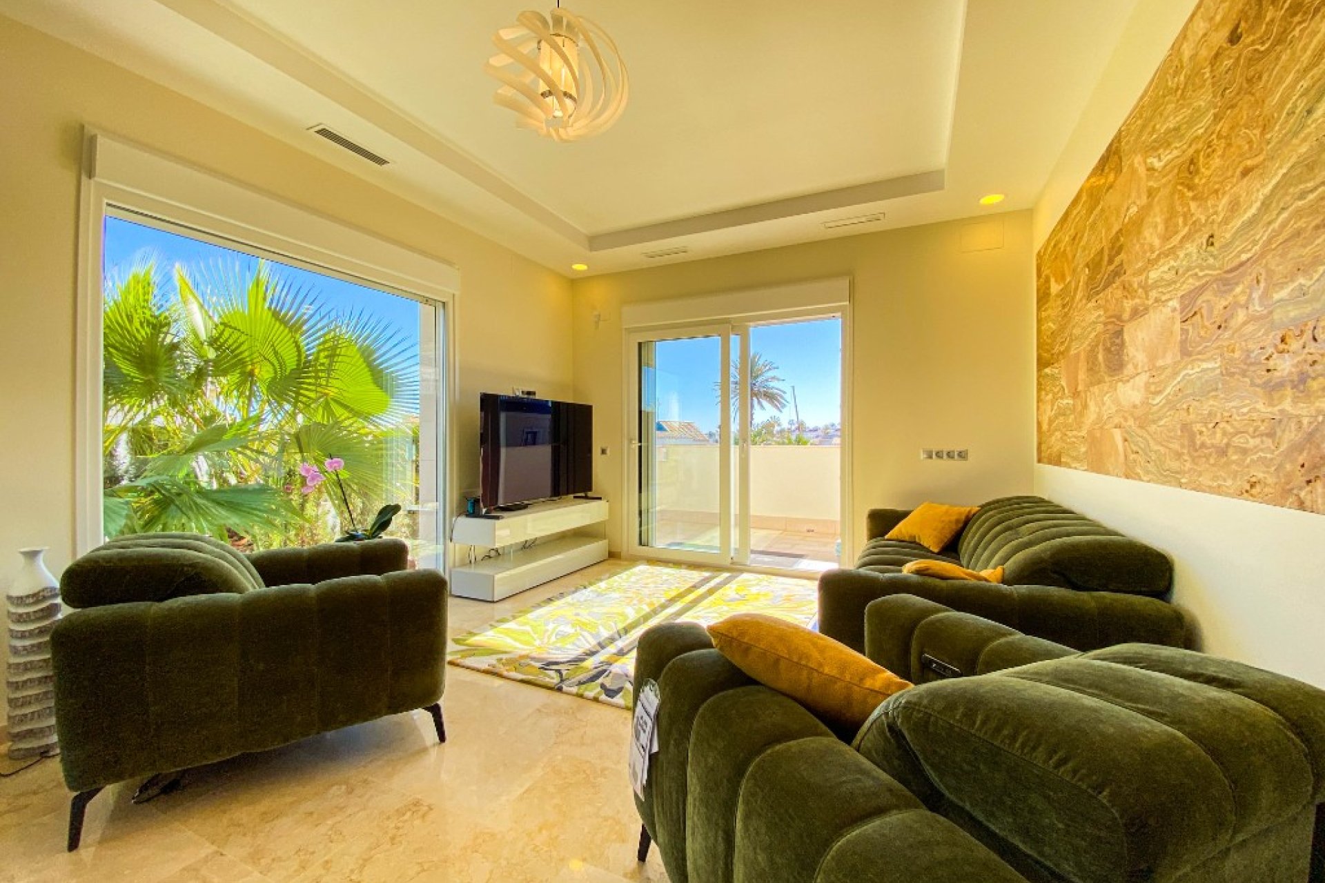 Resale - Villa - Orihuela Costa - La Zenia