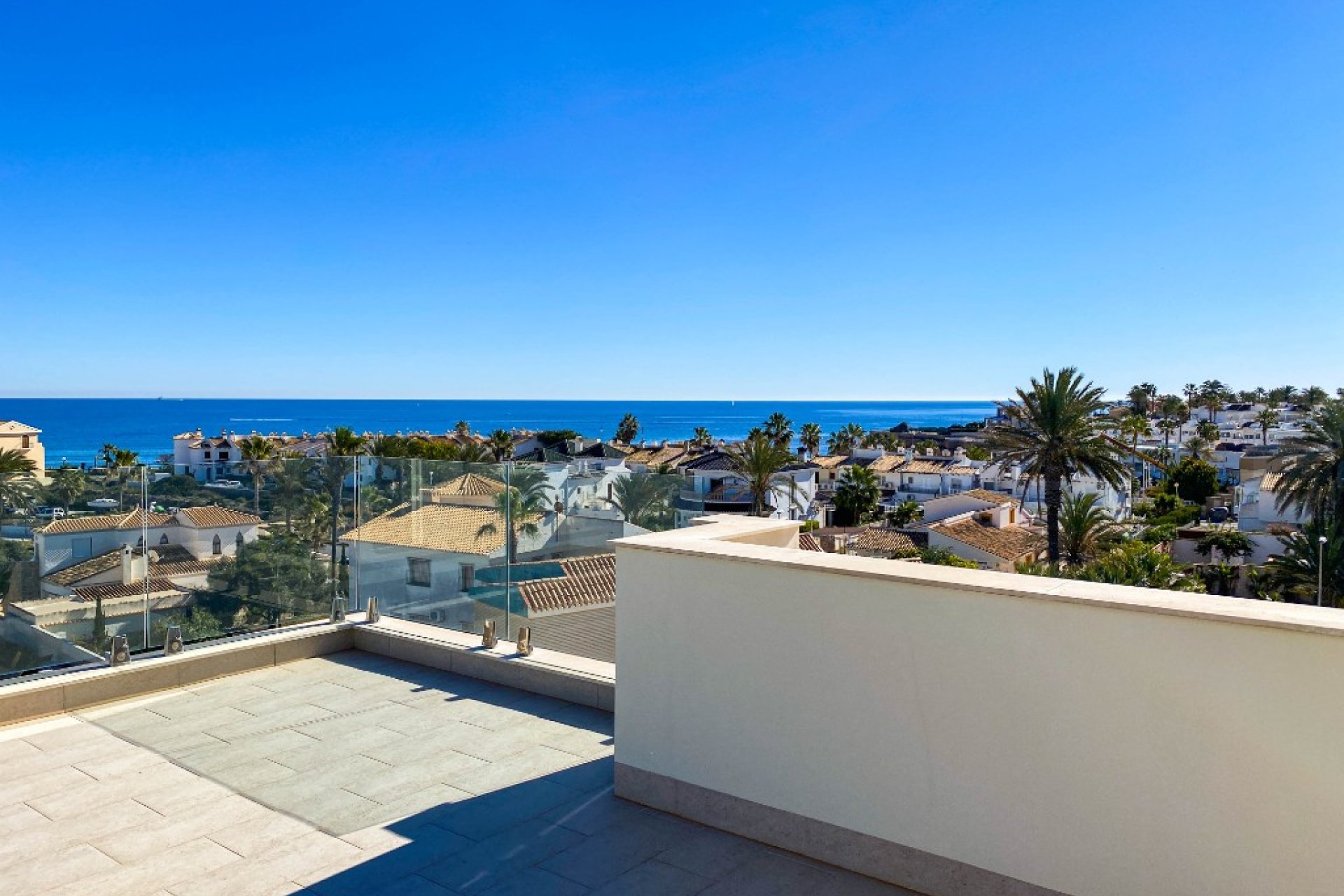 Resale - Villa - Orihuela Costa - La Zenia