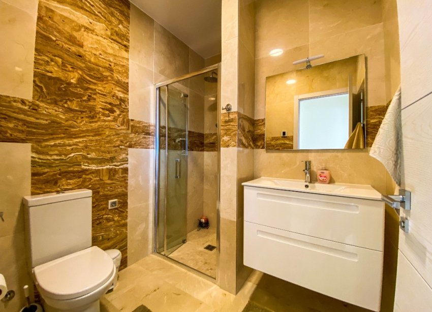 Resale - Villa - Orihuela Costa - La Zenia