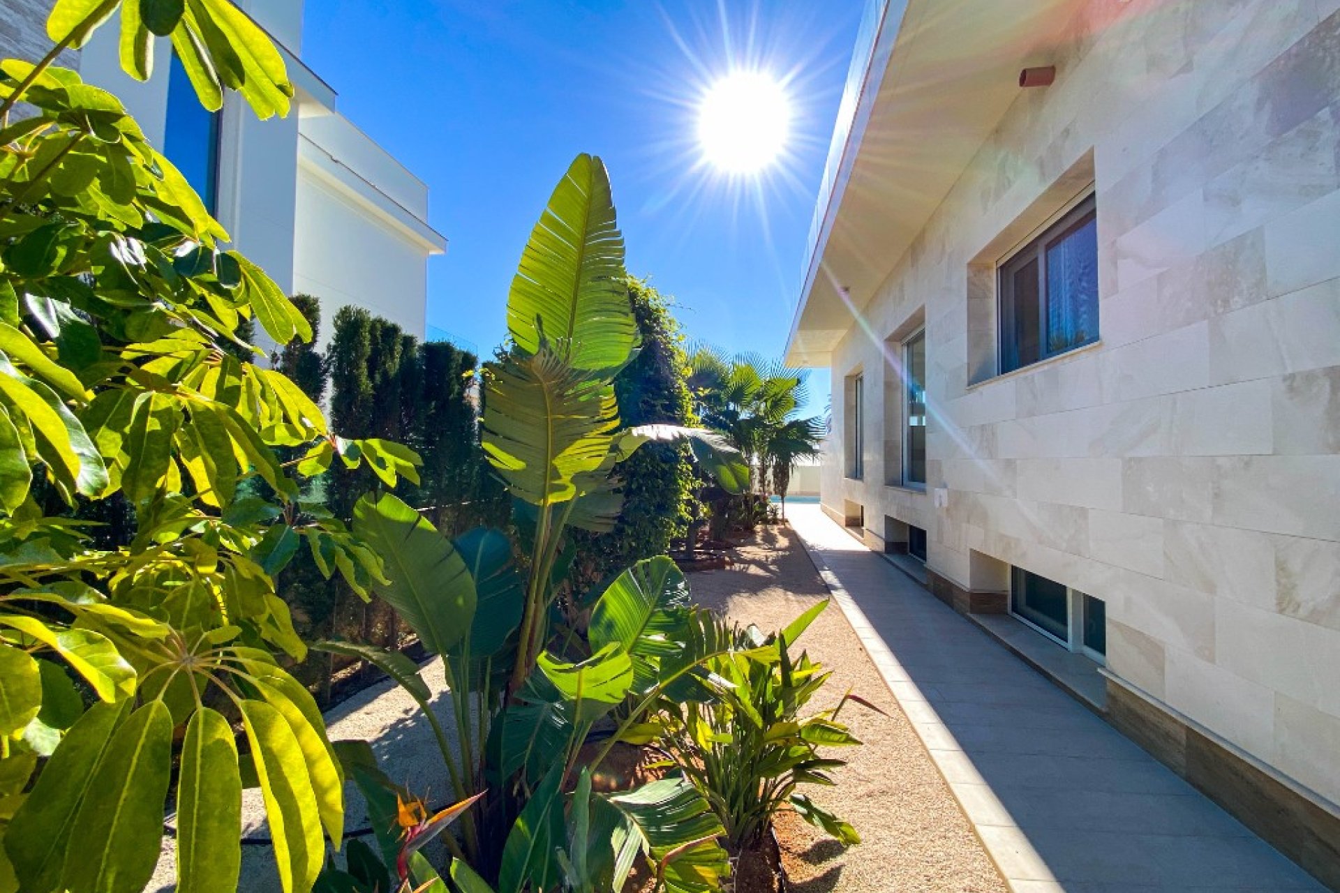 Resale - Villa - Orihuela Costa - La Zenia