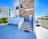 Resale - Villa - Orihuela Costa - La Zenia