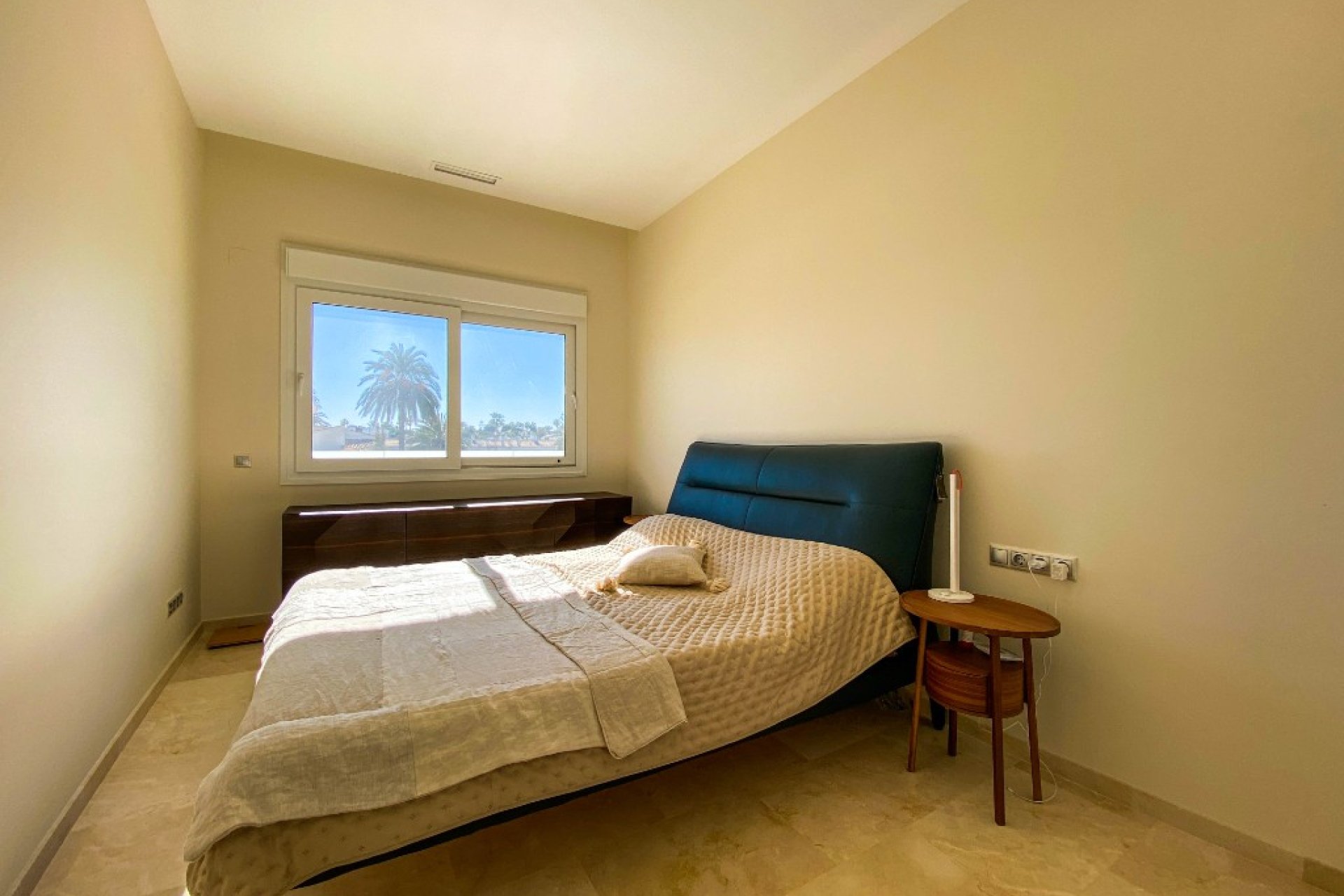 Resale - Villa - Orihuela Costa - La Zenia