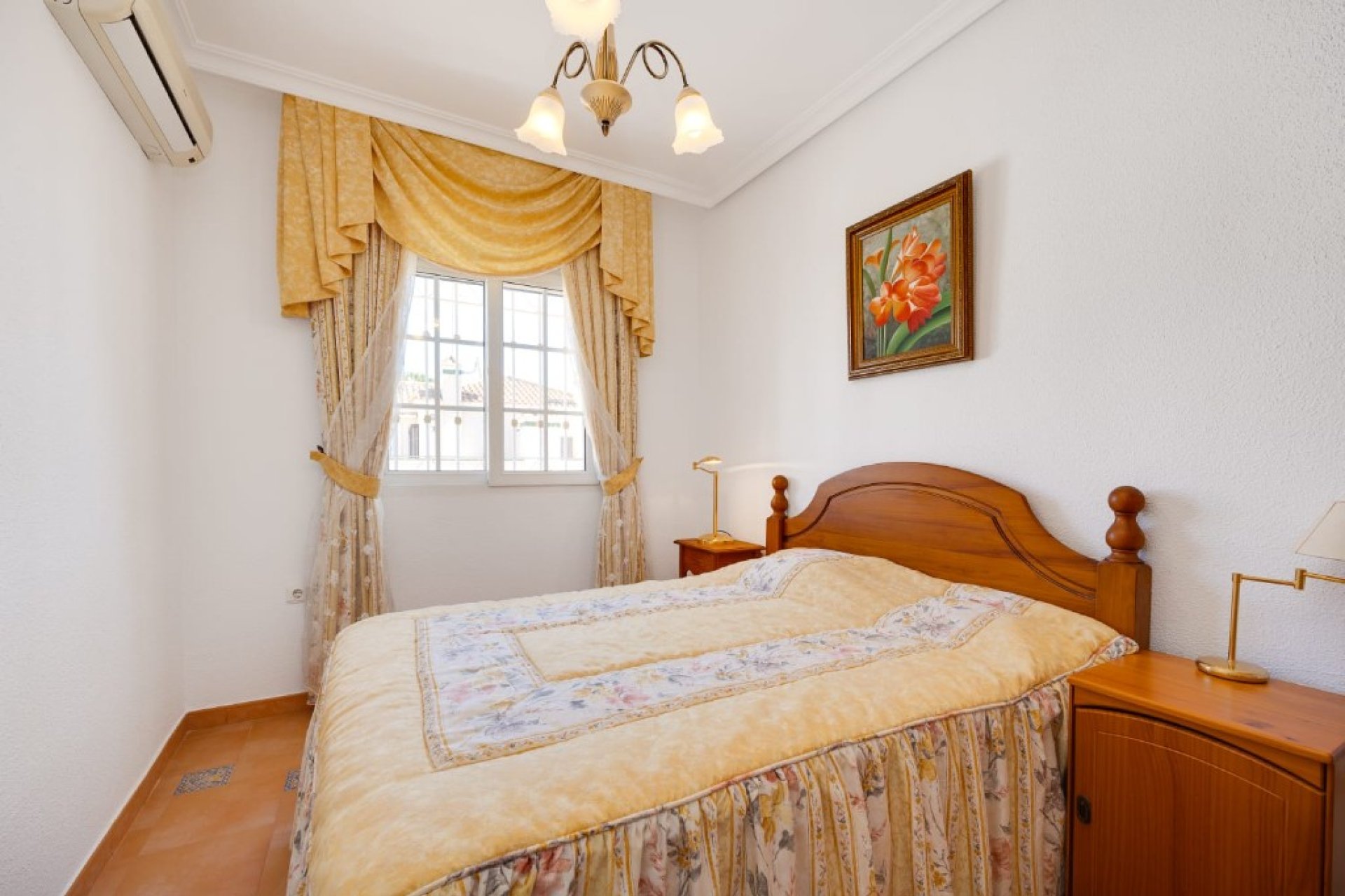 Resale - Villa - Orihuela Costa - La Zenia