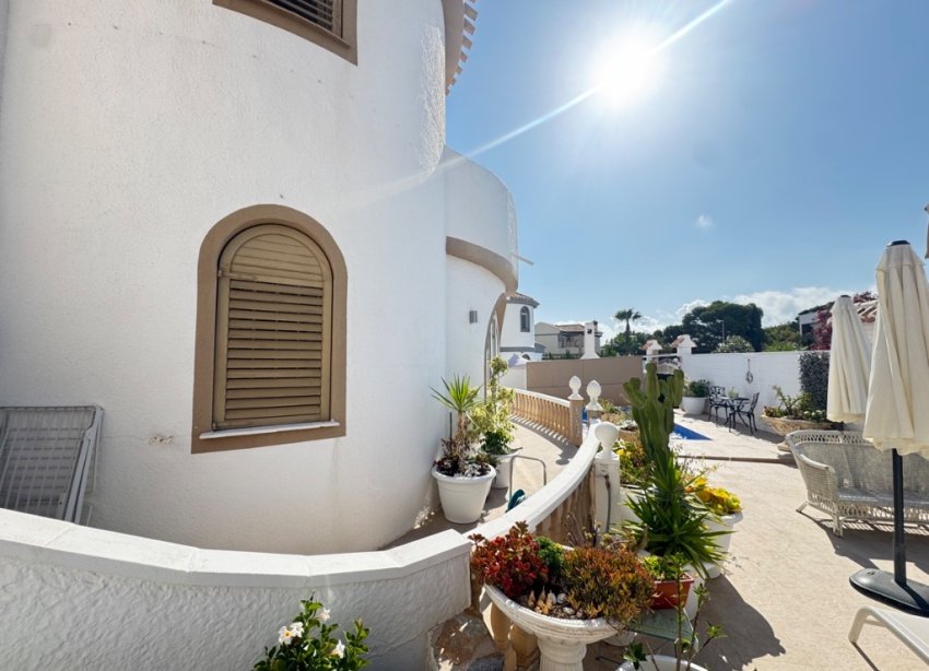 Resale - Villa - Orihuela Costa - La Zenia