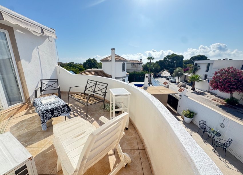 Resale - Villa - Orihuela Costa - La Zenia