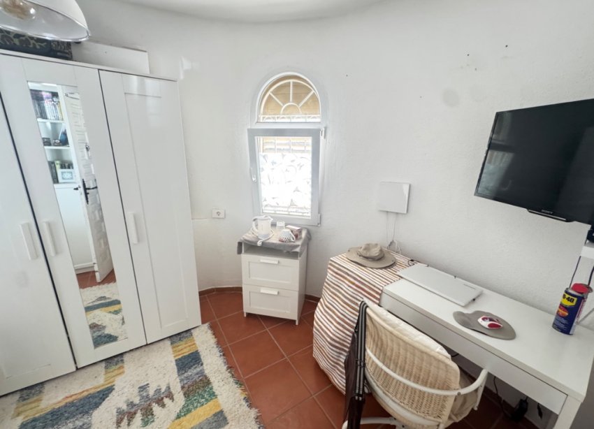 Resale - Villa - Orihuela Costa - La Zenia