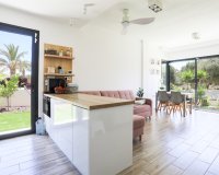 Resale - Villa - Orihuela Costa - La Zenia