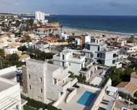 Resale - Villa - Orihuela Costa - La Zenia