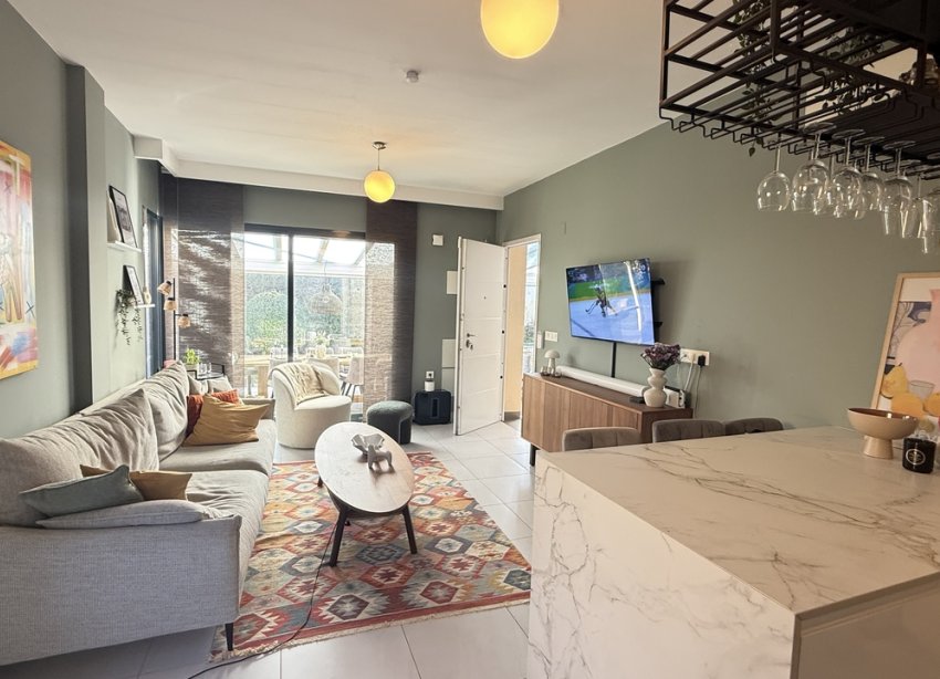 Resale - Villa - Orihuela Costa - La Zenia