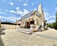 Resale - Villa - Orihuela Costa - La Zenia