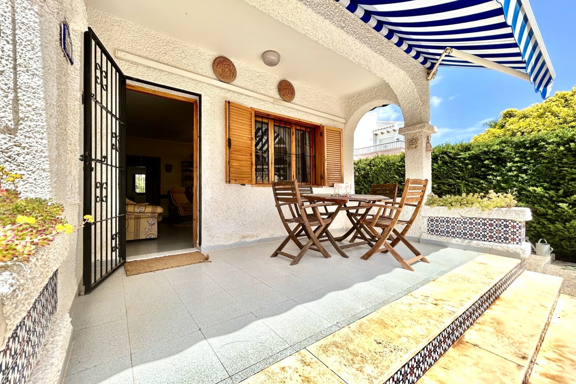 Resale - Villa - Orihuela Costa - La Zenia