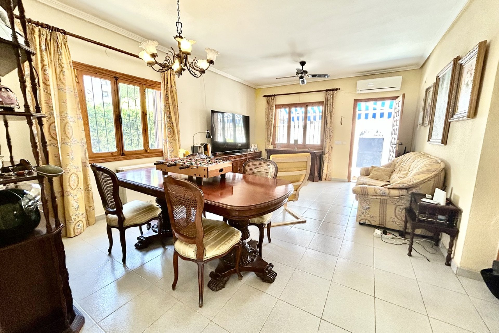 Resale - Villa - Orihuela Costa - La Zenia