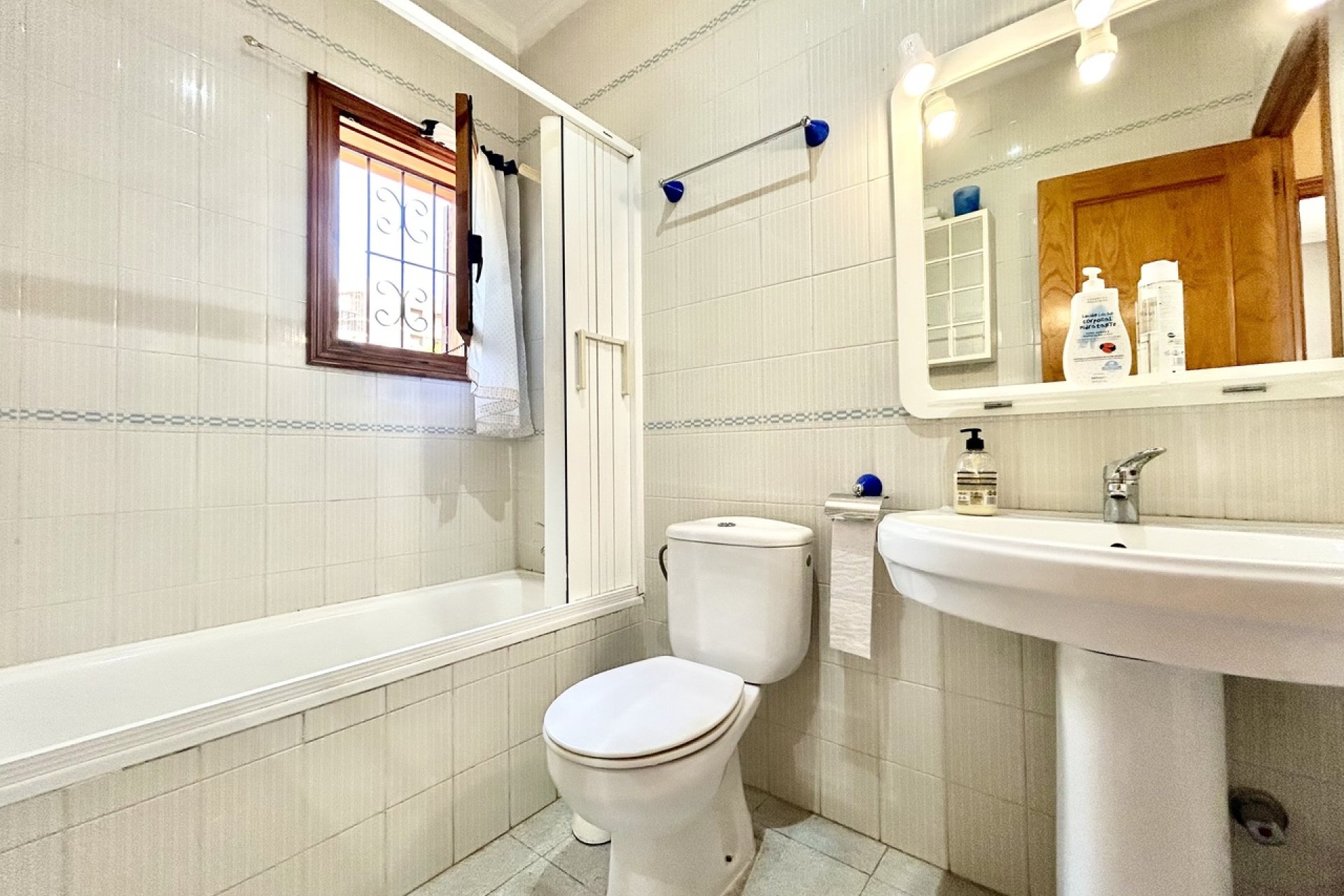 Resale - Villa - Orihuela Costa - La Zenia