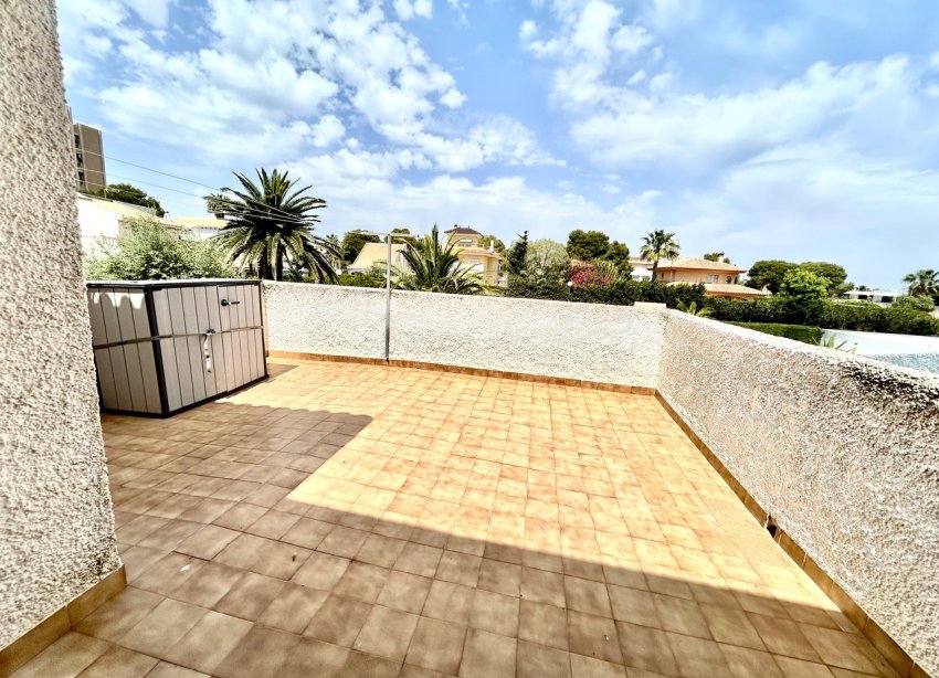 Resale - Villa - Orihuela Costa - La Zenia