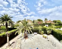 Resale - Villa - Orihuela Costa - La Zenia