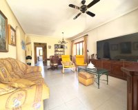 Resale - Villa - Orihuela Costa - La Zenia