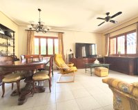 Resale - Villa - Orihuela Costa - La Zenia